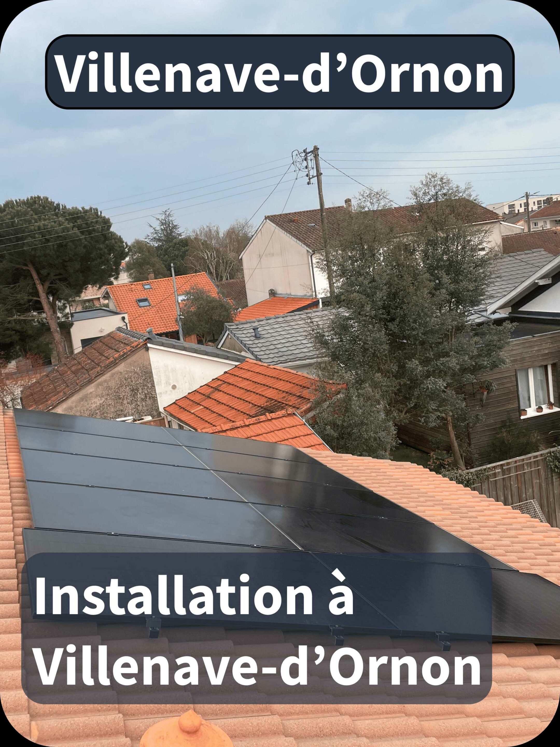 Panneaux solaires sur un toit à Villenave d'Ornon