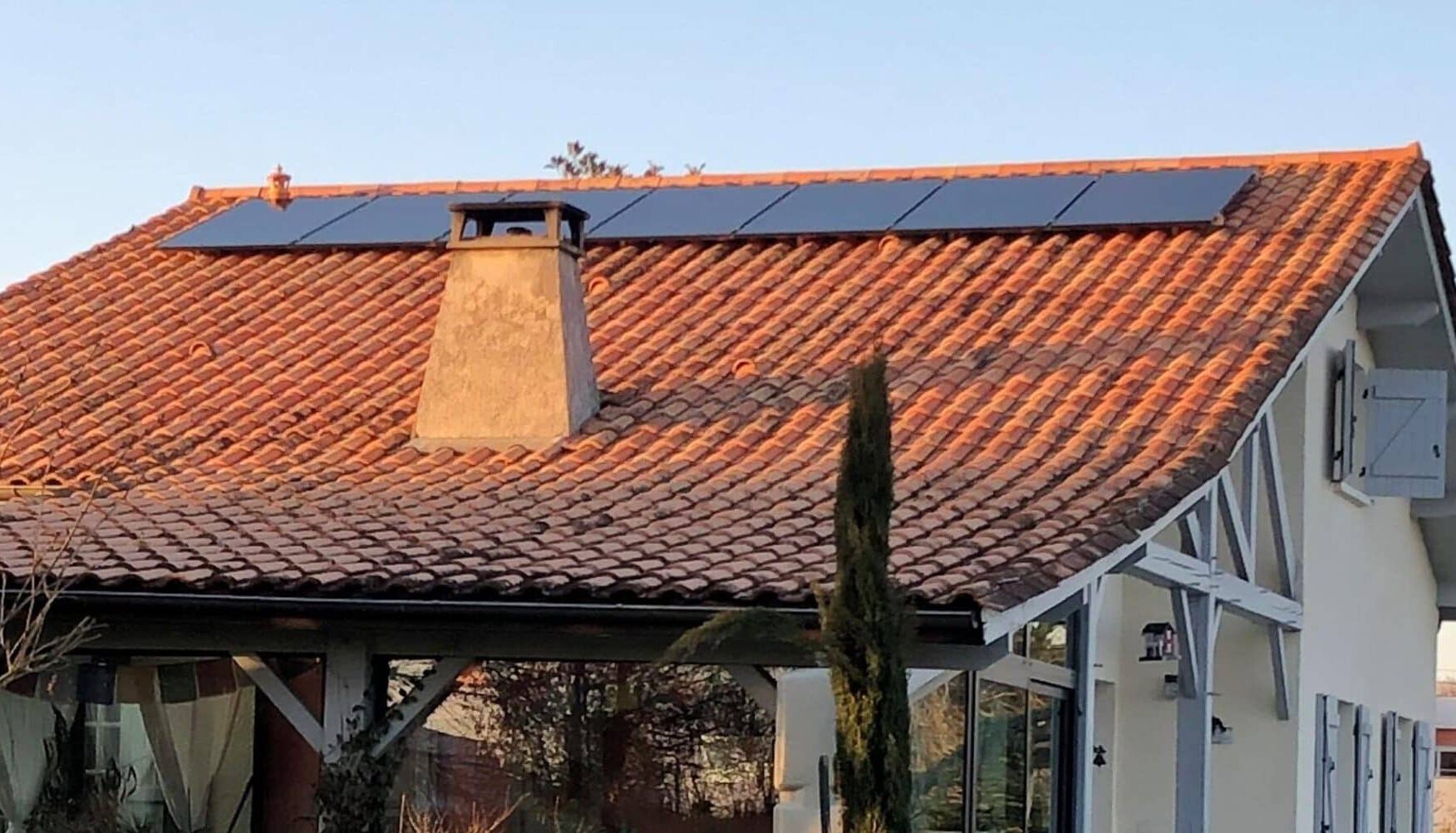 Installation de panneaux solaire fait par installateur Solanov à saint-andre-de-cubzac